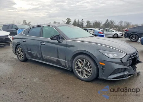 2021 Hyundai Sonata Sel z USA, uszkodzony, nr VIN 5NPEF4JA4MH120802